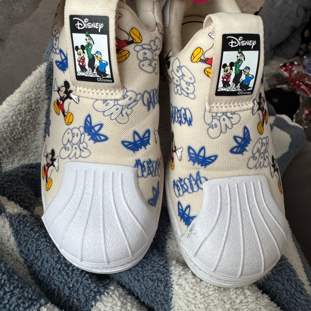 Disney Mickey Mouse Sneakers